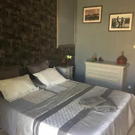 Les Olivades Bed & Breakfast Magalas Exterior photo